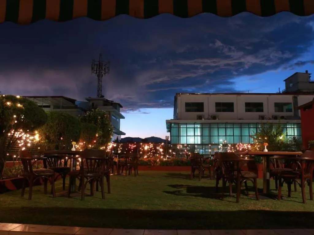 Hotel Mountain Kathmandu 3*,